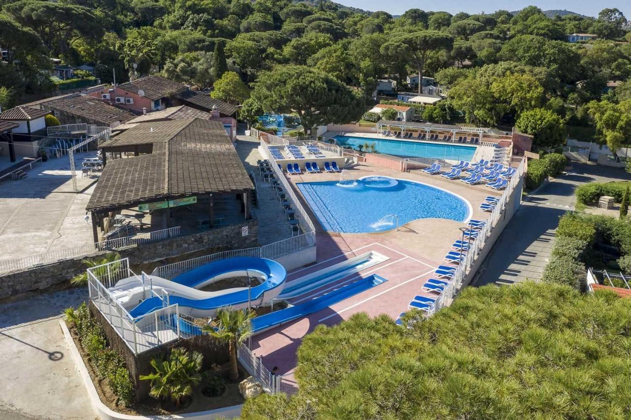 Bungalow Luxe 3 Chambres Surplombant Le Golf De St Tropez กาสแซ็ง ภายนอก รูปภาพ